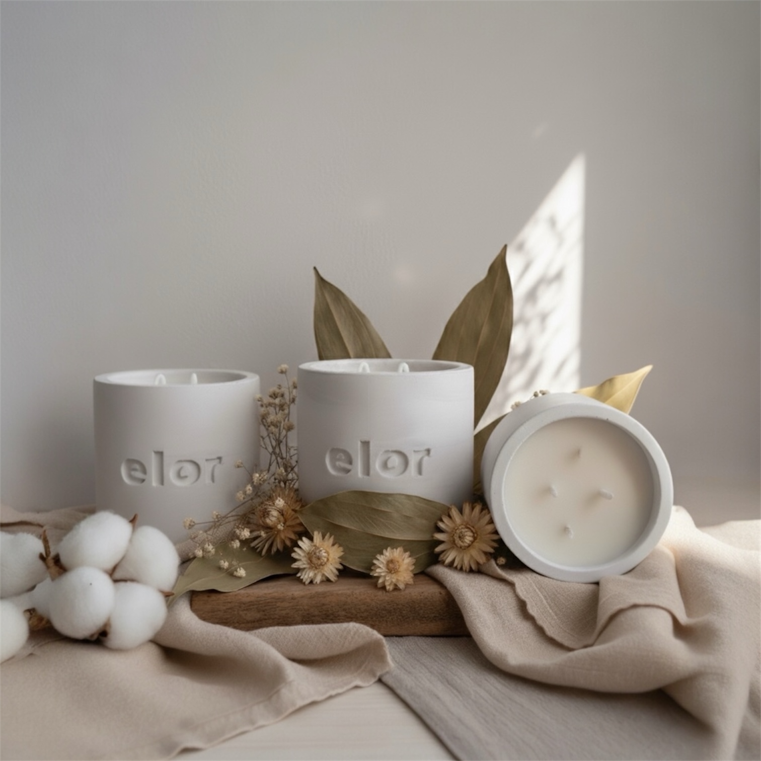 ELOR Signature Candle